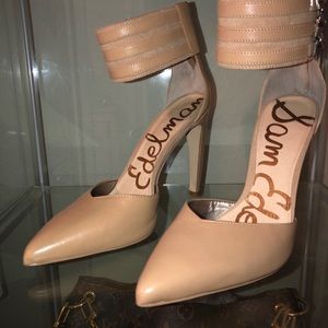 Sam Edelman nude heels